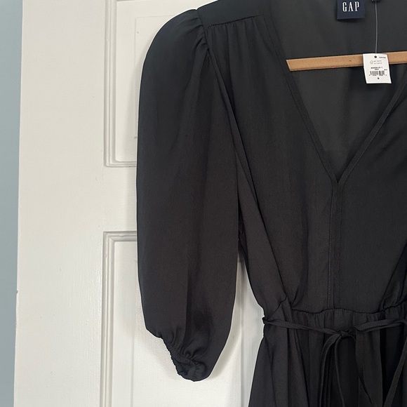 BNWT Gap Black Maxi Dress - Picture 6 of 8